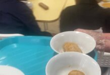 В столовых школ ХМАО нашли просрочку