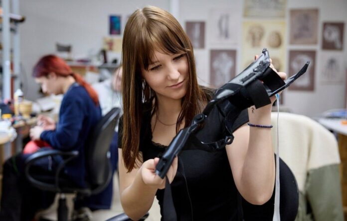 1775450590648145_NdqdFDI7